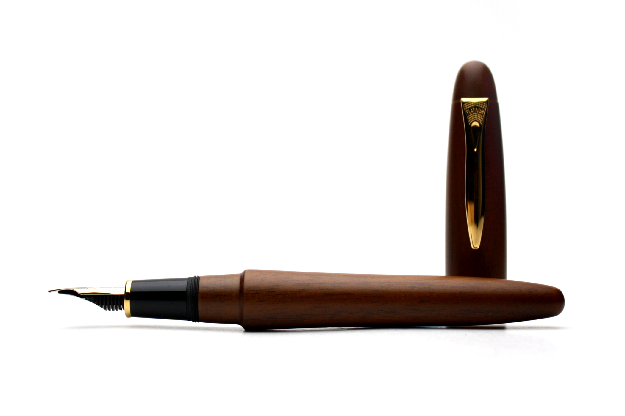 GENROKU Shogun Fountain Pen (Walnut)